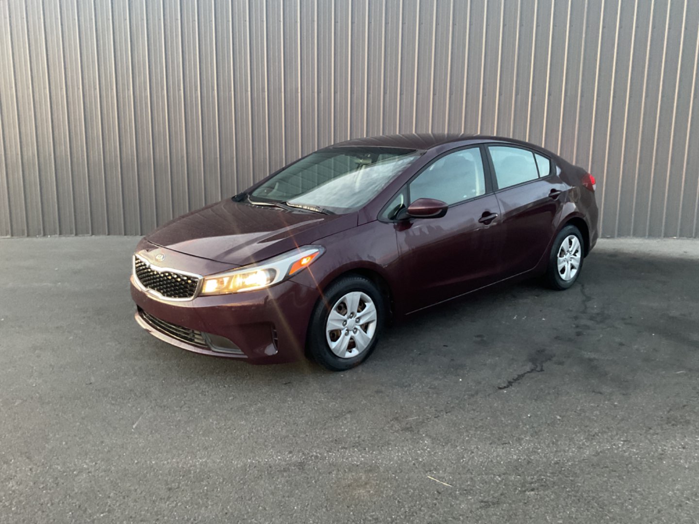 2018 Kia FORTE LX's photo