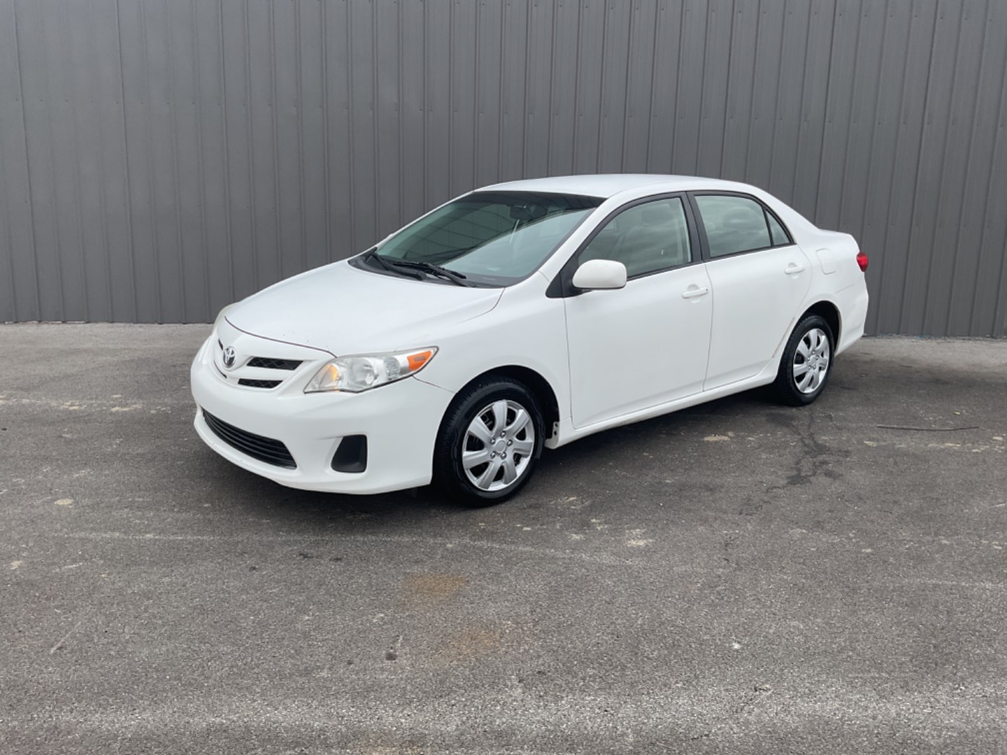 2011 Toyota Corolla LE's photo