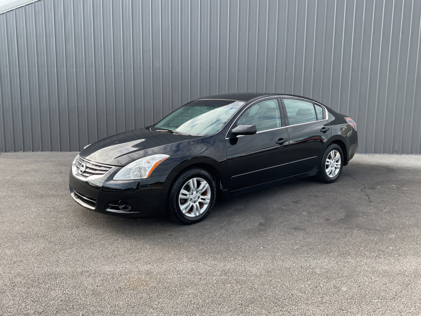 2012 Nissan Altima S's photo