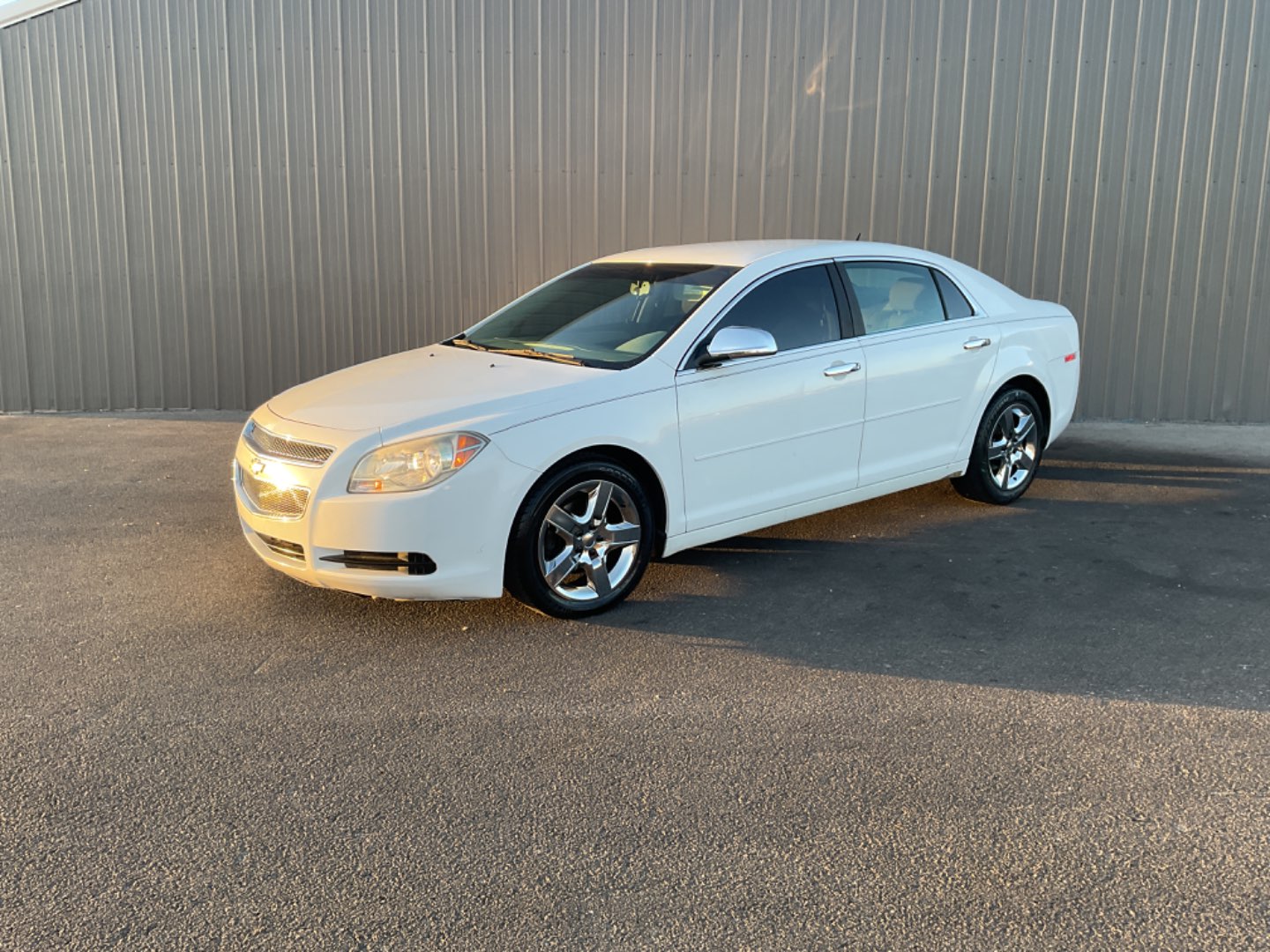 2011 Chevrolet Malibu 1LS's photo