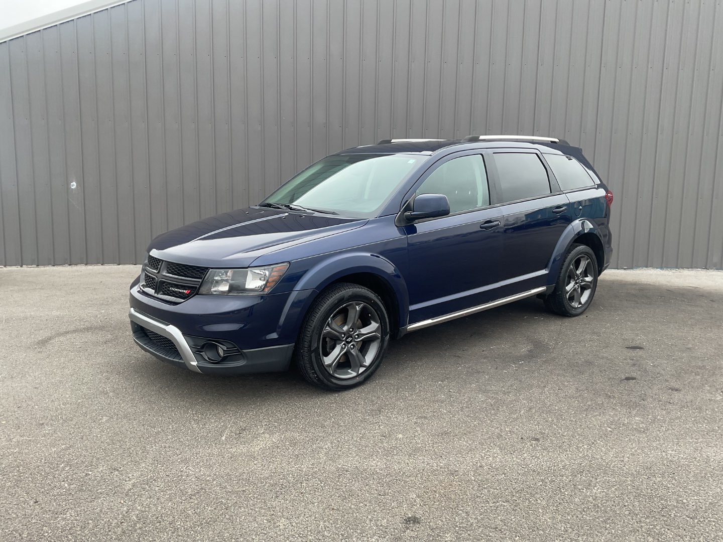 2018 Dodge Journey Crossroad's photo
