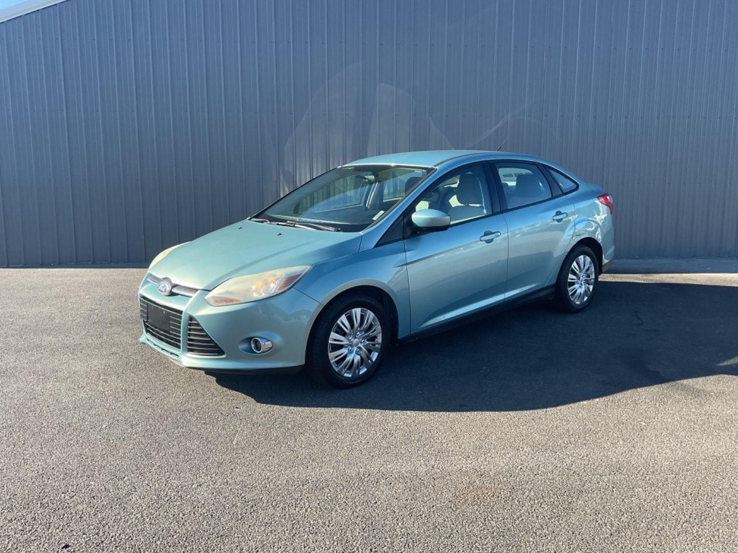 2012 Ford Focus Sedan SE's photo