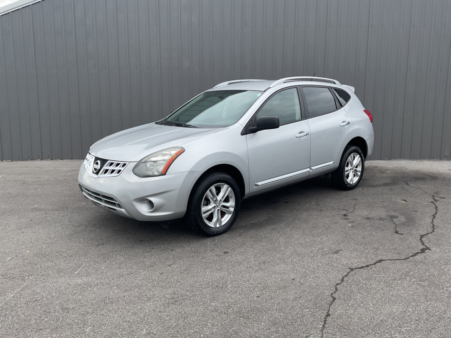 2015 Nissan Rogue Select S FWD's photo