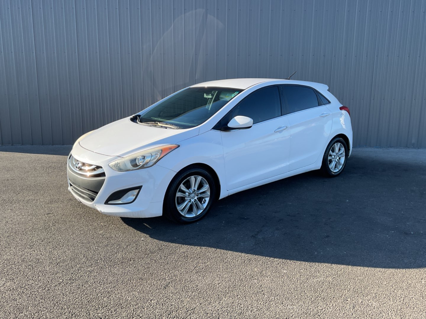 2015 Hyundai Elantra GT 2.0L 6-Speed A/T's photo
