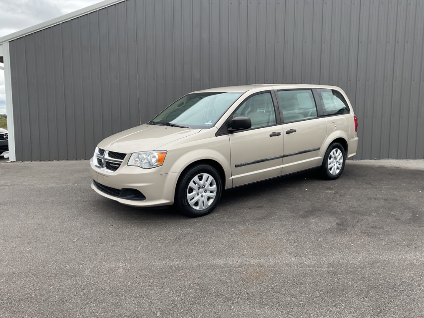 2015 Dodge Grand Caravan American Value Package's photo