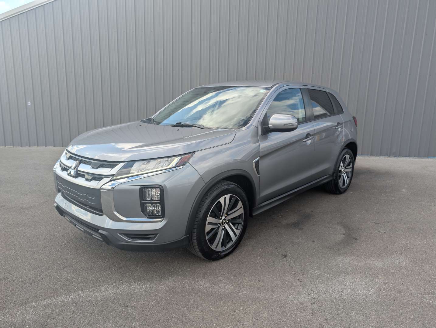 2021 Mitsubishi Outlander Sport 2.0 SE 2WD CVT's photo
