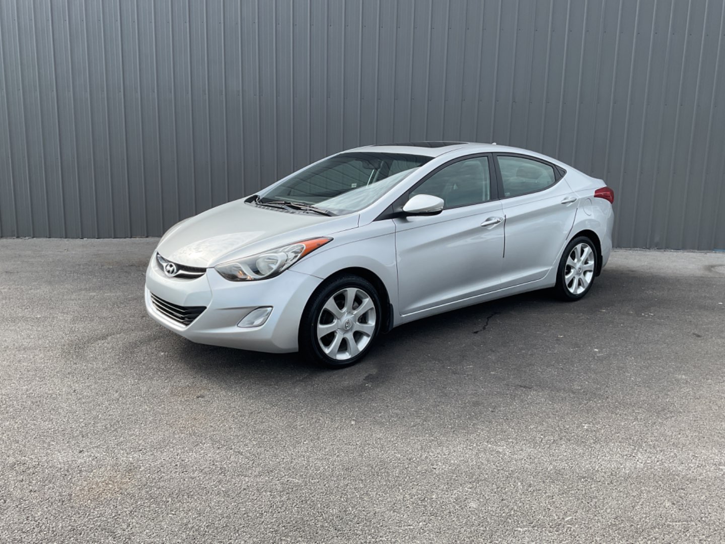2011 Hyundai Elantra 1.8 Limited A/T's photo