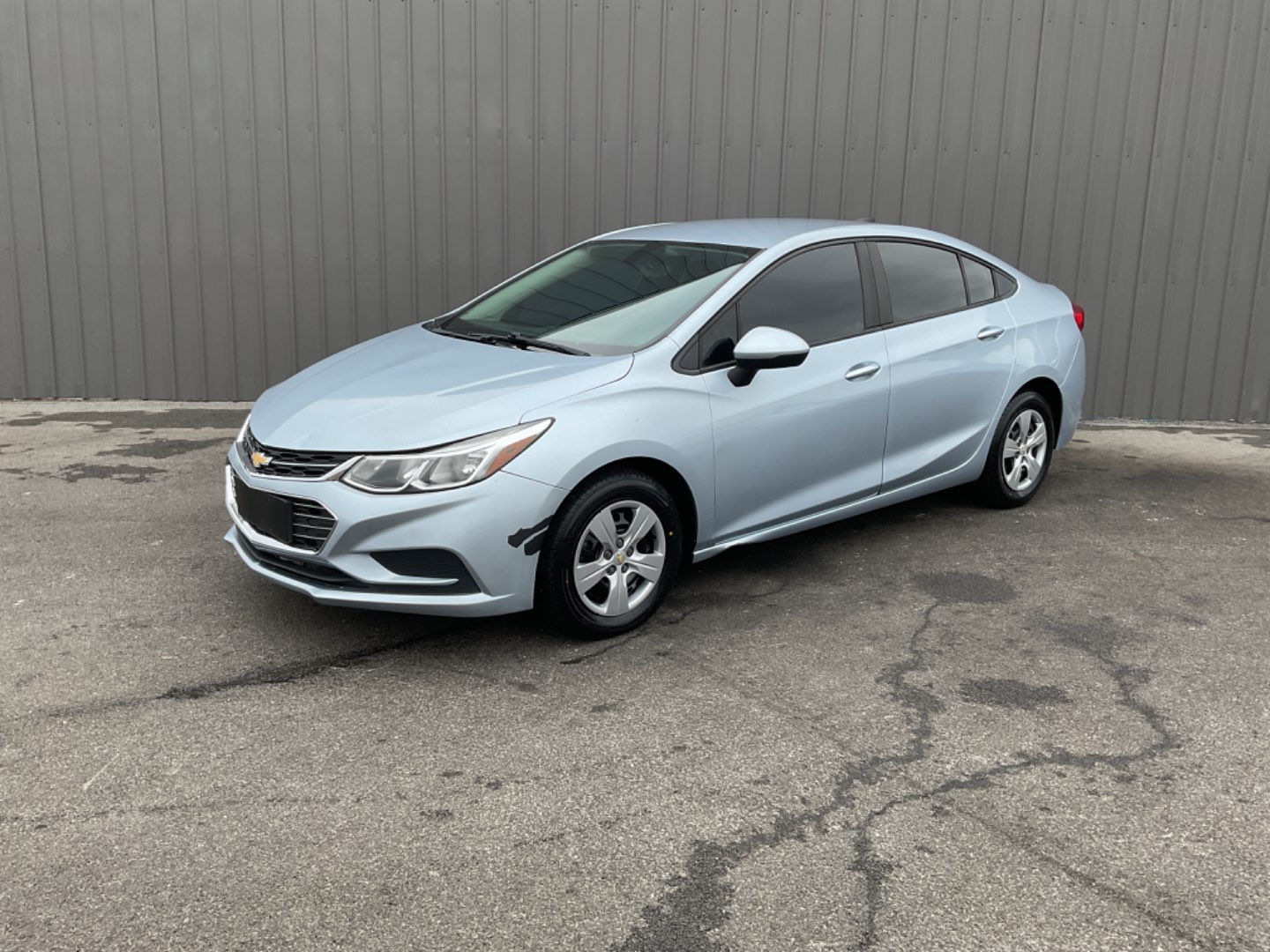 2017 Chevrolet Cruze LS Auto's photo